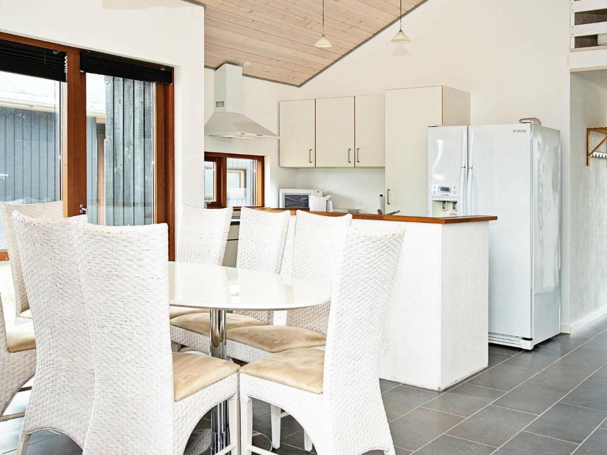 8 Person Holiday Home In Ulfborg Thorsminde Esterno foto